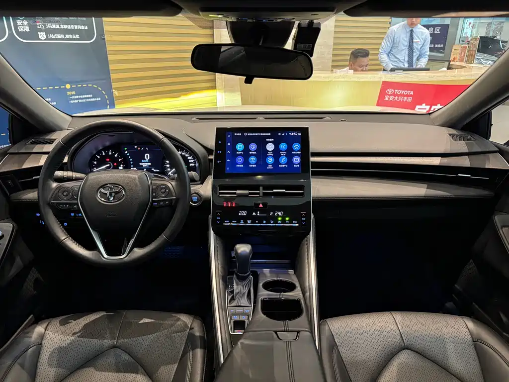 Toyota Avalon 2023 — фото 13