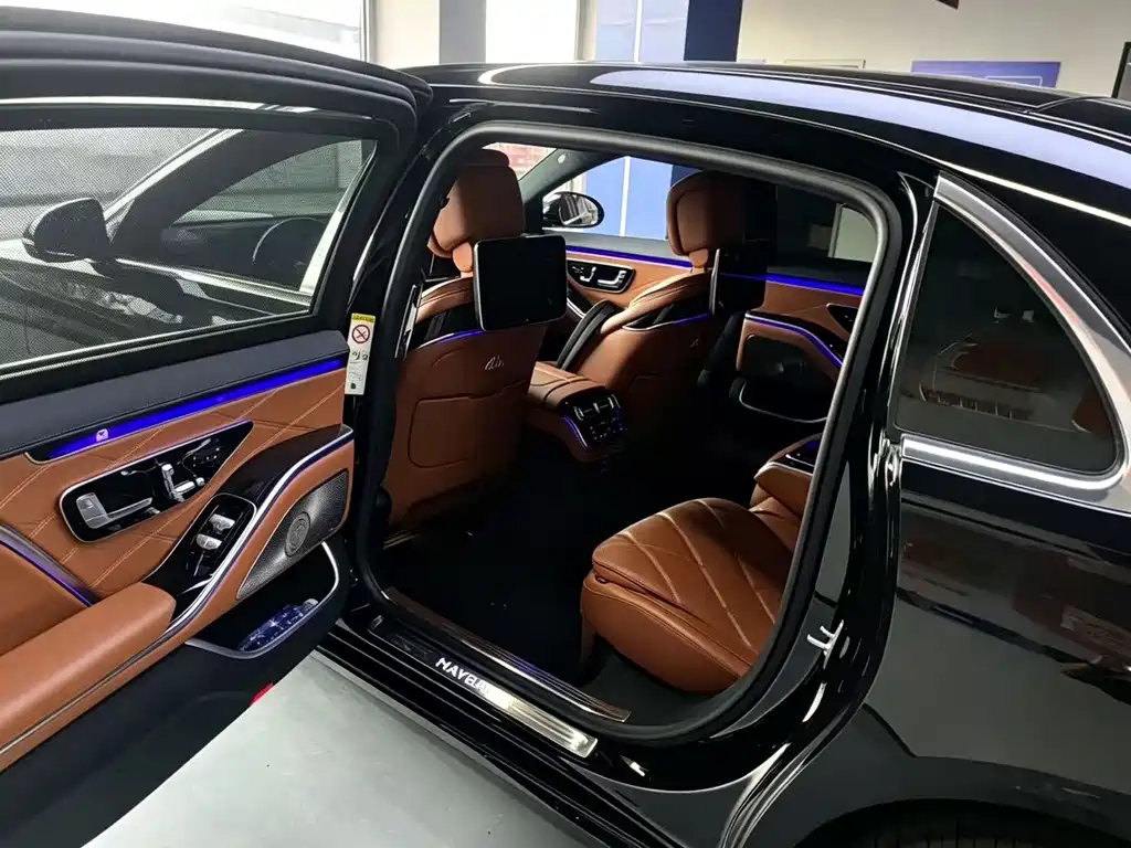 Mercedes-Benz Maybach S-Class 2022 — фото 4