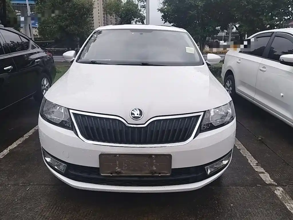 Skoda Rapid 2016 — фото 3