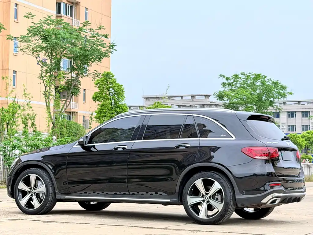 Mercedes-Benz GLC 2021 — фото 27