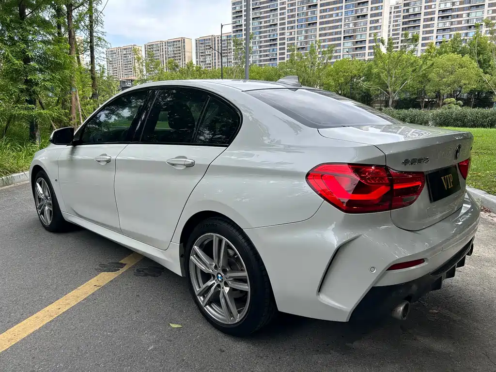 BMW 1 Series 2020