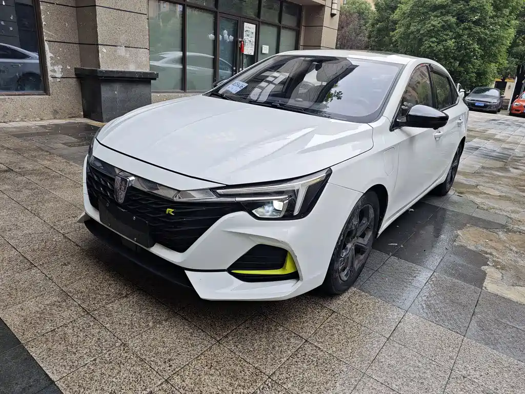 Roewe i6 MAX New Energy 2021 — фото 10