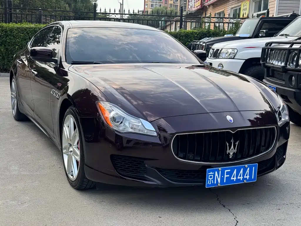 Maserati Quattroporte 2016 — фото 15