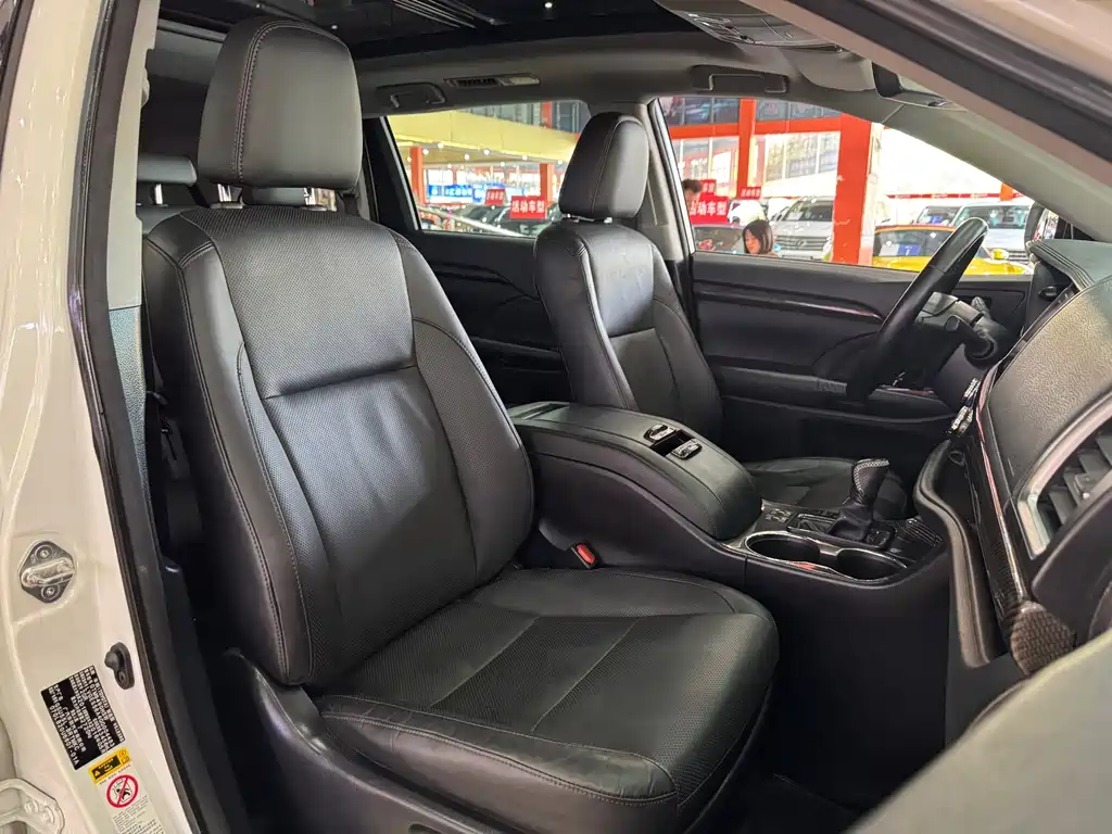 Toyota Highlander 2016 — фото 14