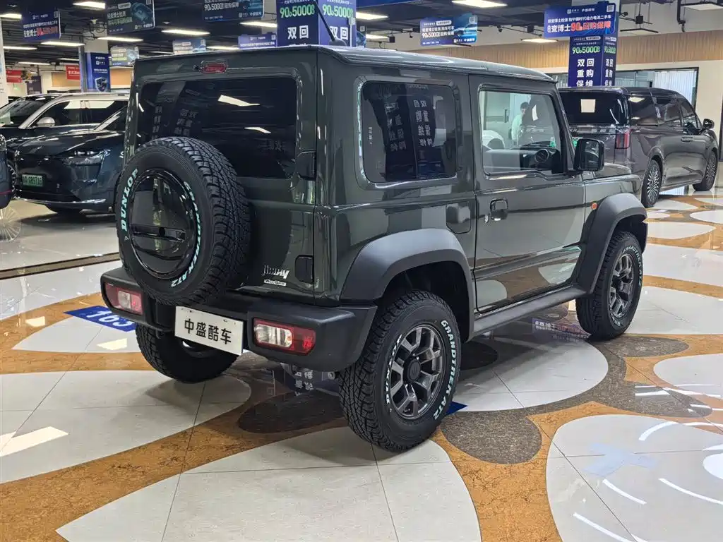 Suzuki Jimny 2026 — фото 10