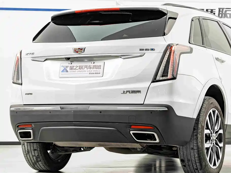 Cadillac XT5 2024 — фото 7