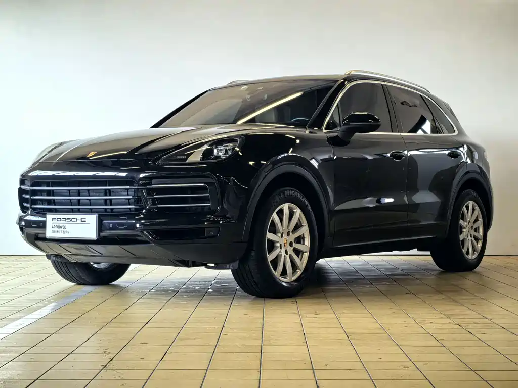 Porsche Cayenne 2019 — фото 1