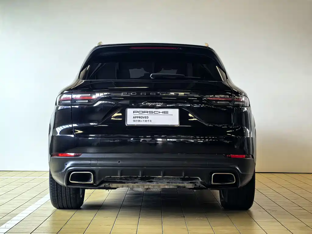 Porsche Cayenne 2019 — фото 6