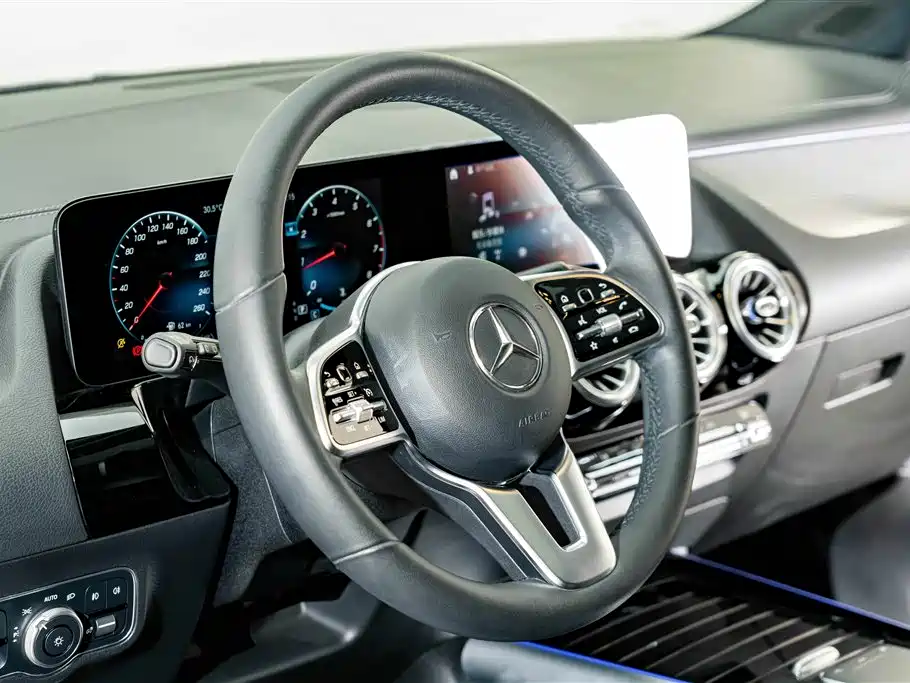 Mercedes-Benz GLA 2022 — фото 10