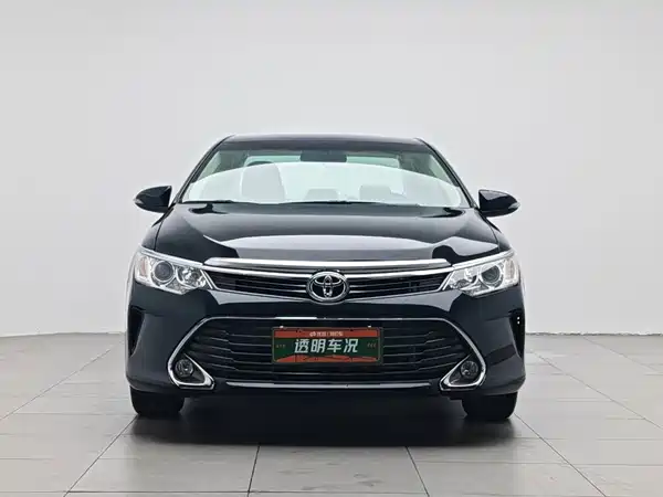 Toyota Camry 2015