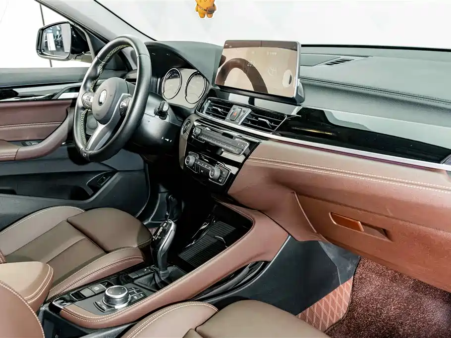 BMW X2 2023 — фото 17