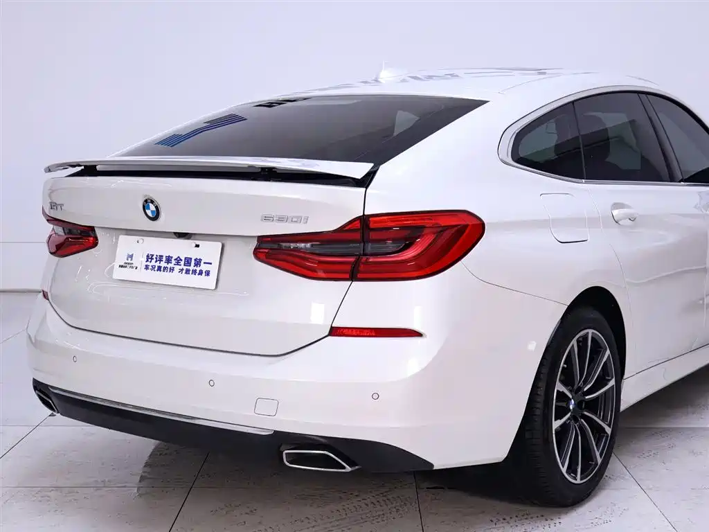 BMW 6 Series GT 2023 — фото 8