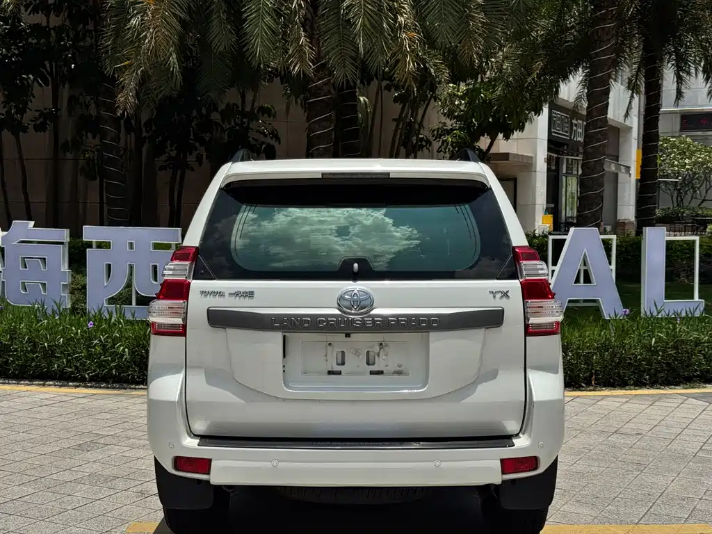 Toyota Prado 2016 — фото 5