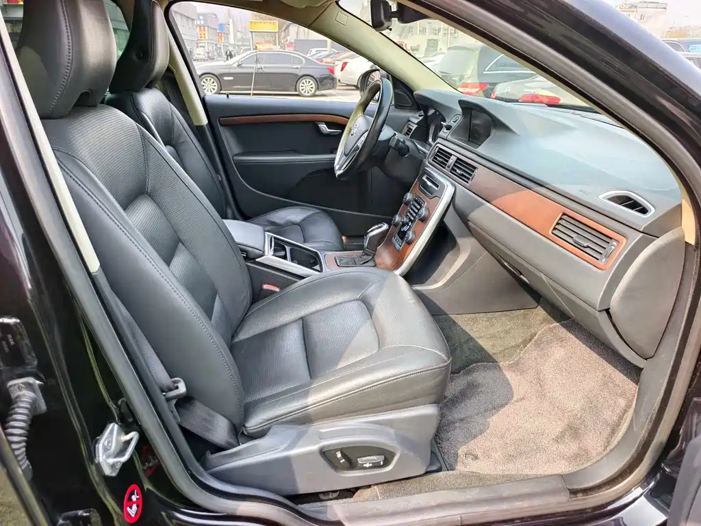 Volvo S80L 2015 — фото 18