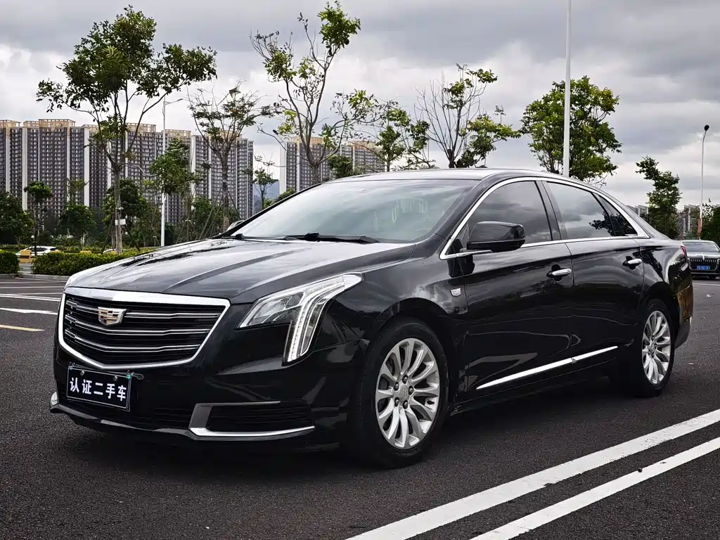 Cadillac XTS 2018 — фото 1