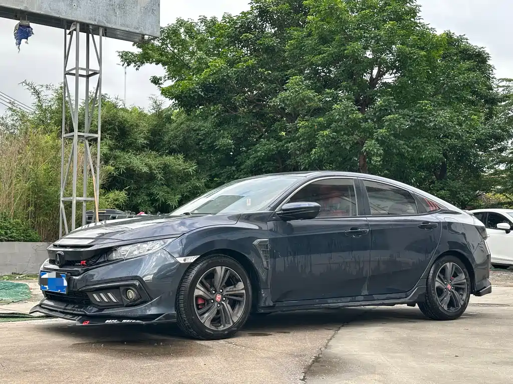 Honda Civic 2019 — фото 1