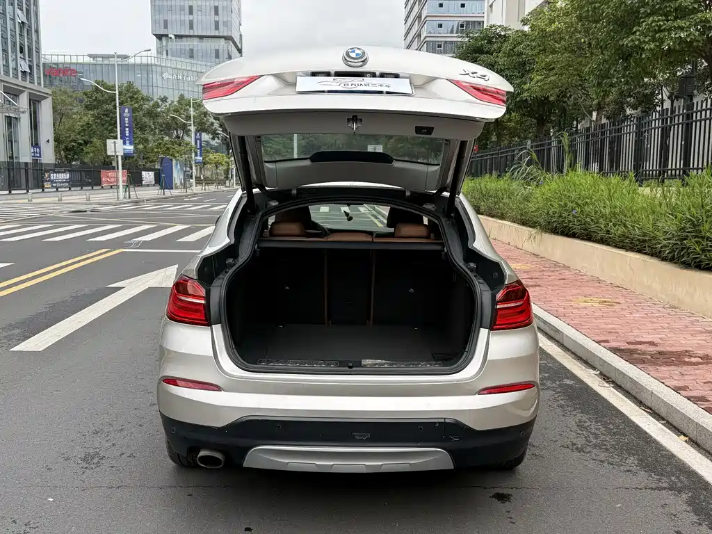 BMW X4 2015 — фото 12