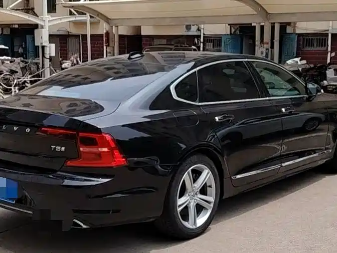 Volvo S90 2019 — фото 4