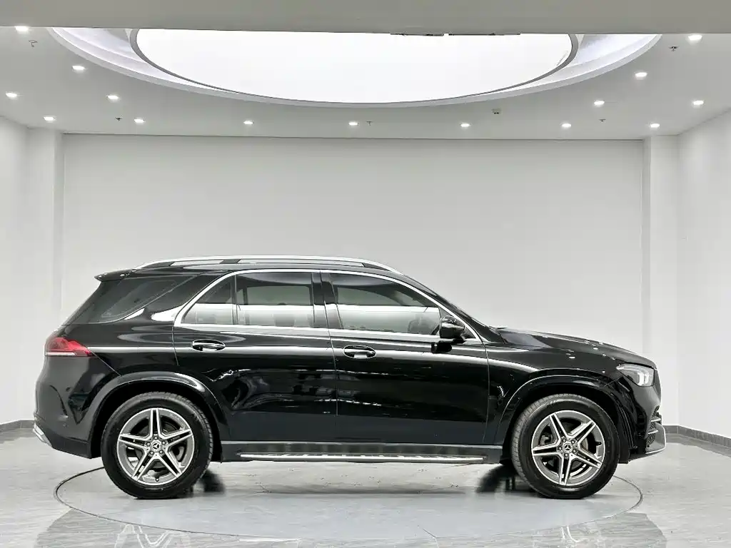 Mercedes-Benz GLE 2021 — фото 3