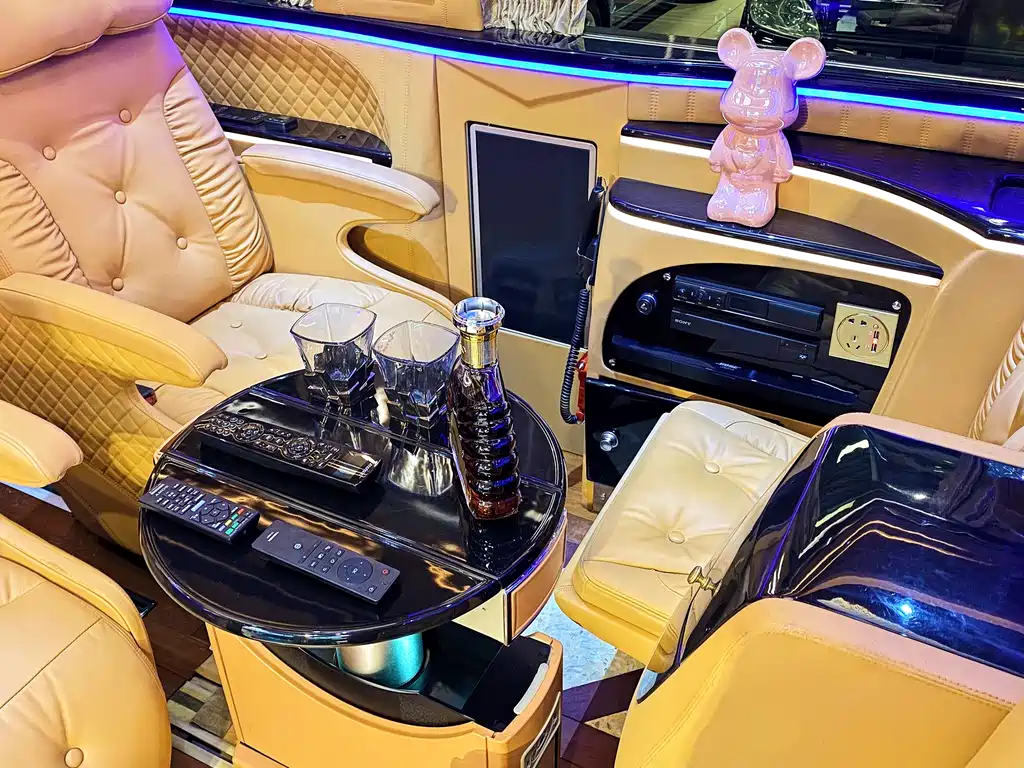 Mercedes-Benz Sprinter 2019 — фото 19