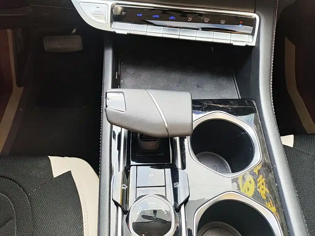 Changan Escape 2023 — фото 14