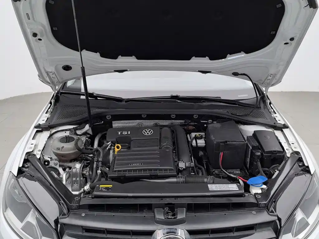 Volkswagen Golf 2016