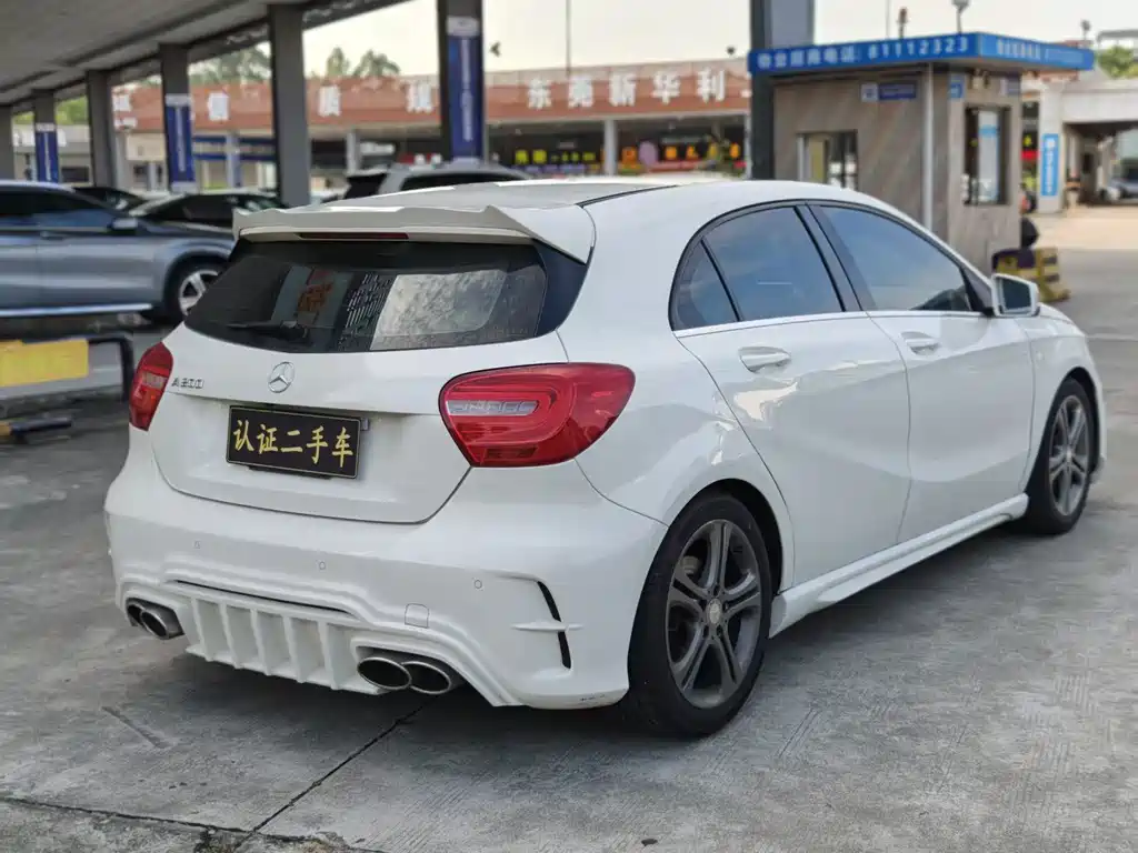 Mercedes-Benz A-Class 2014