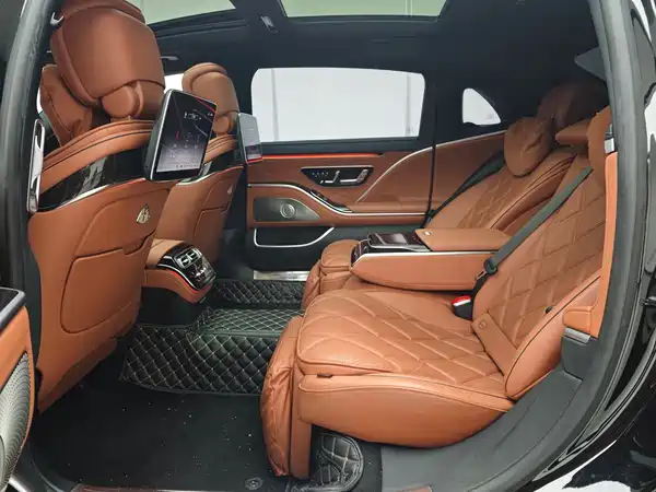 Mercedes-Benz Maybach S-Class 2023