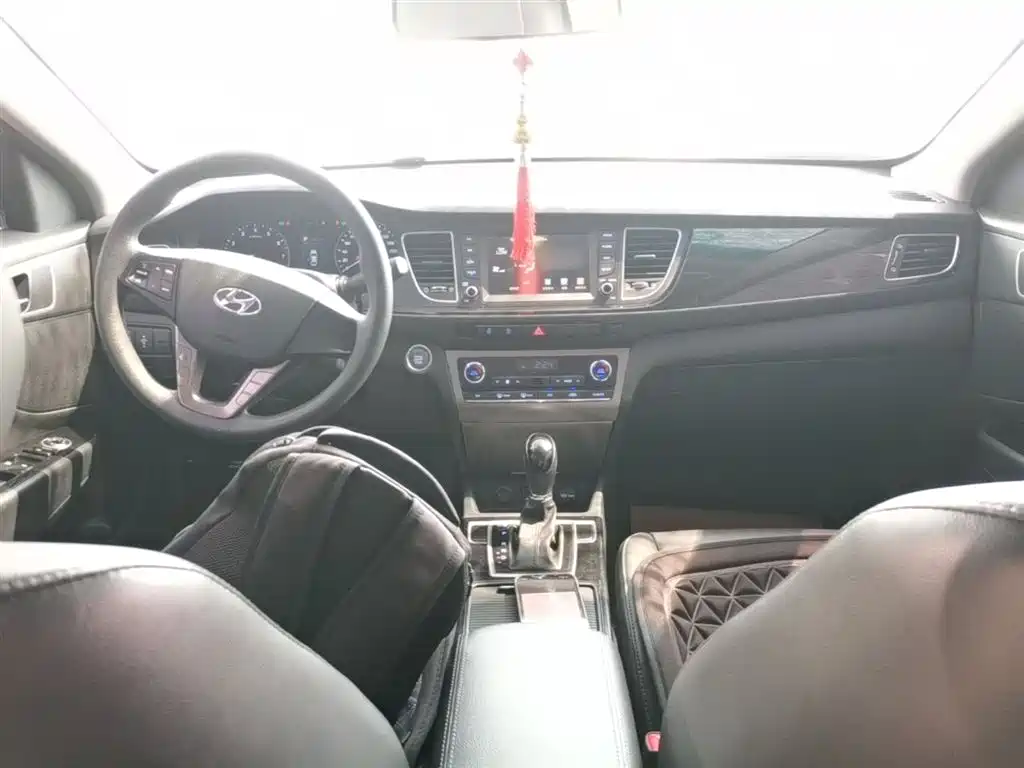 Hyundai Mistra 2016 — фото 10