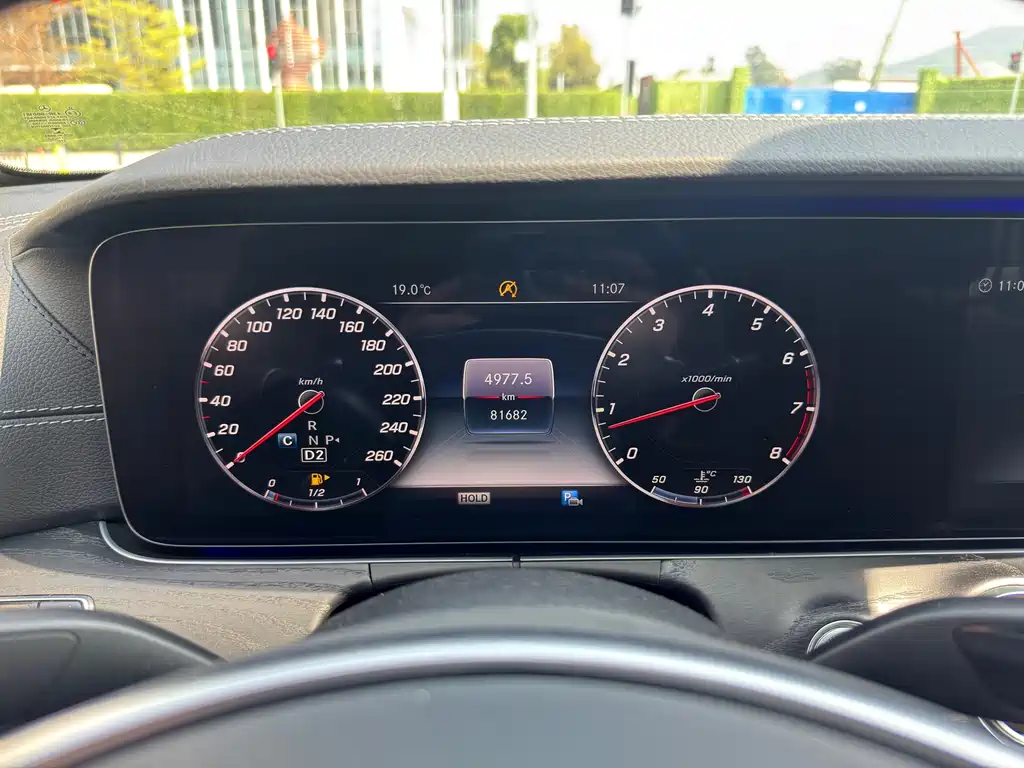 Mercedes-Benz E-Class 2018 — фото 8