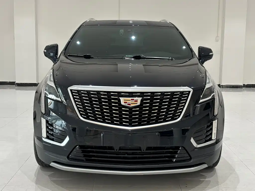 Cadillac XT5 2021 — фото 2
