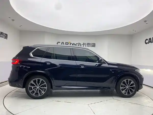 BMW X5 2019