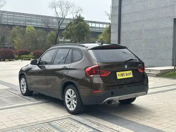 BMW X1 2012