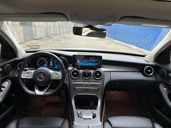 Mercedes-Benz C-Class 2021