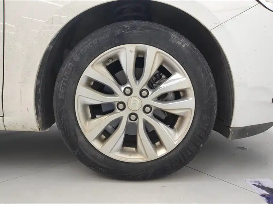Buick Excelle 2021