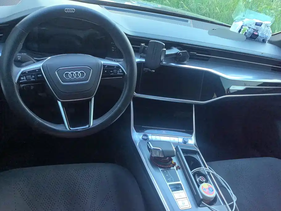 Audi A6L 2025 — фото 12