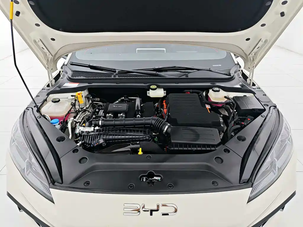 BYD Seal 06 2025 — фото 19