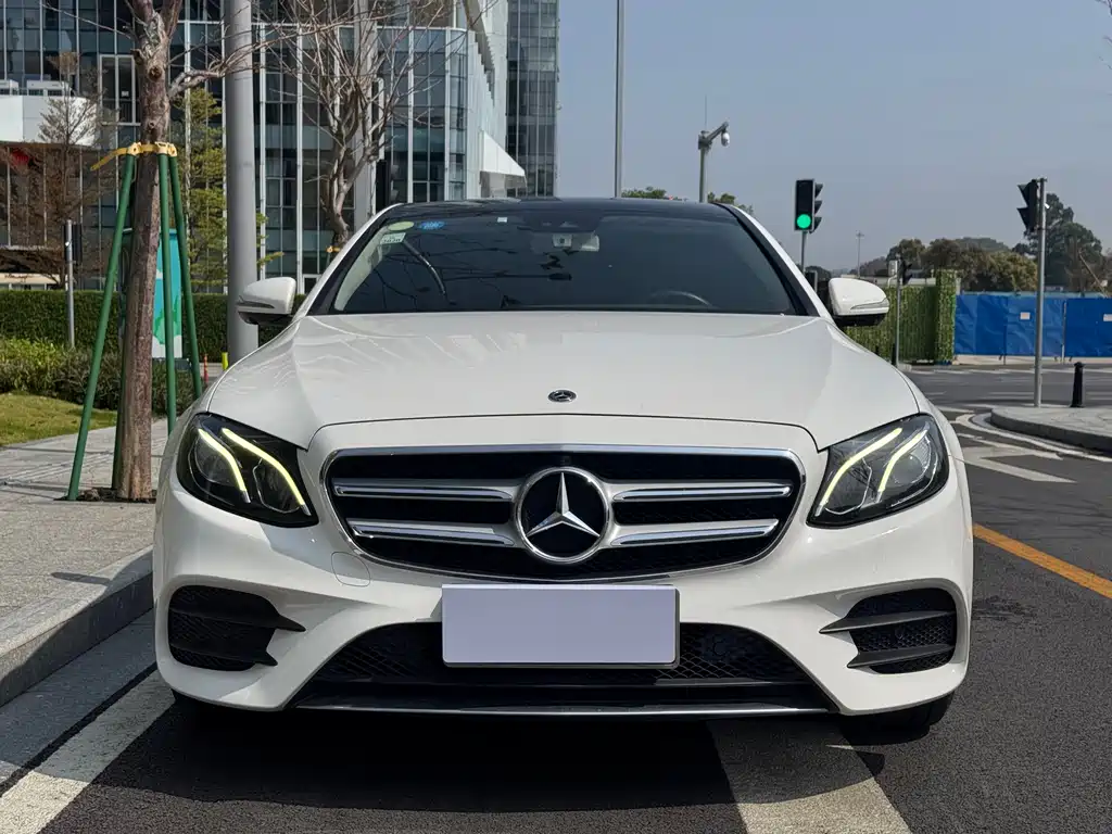 Mercedes-Benz E-Class 2018 — фото 3