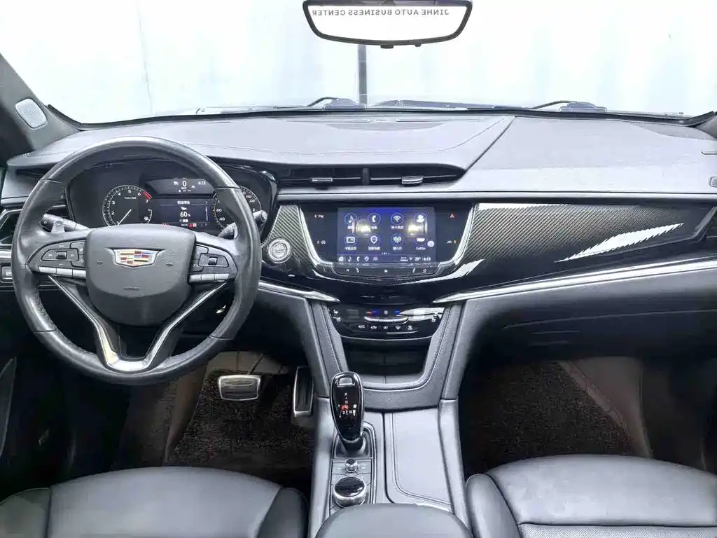Cadillac XT6 2021 — фото 9
