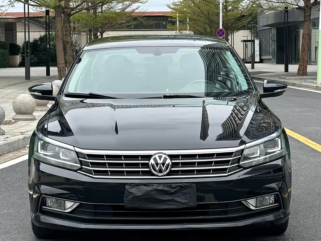 Volkswagen Passat 2016 — фото 2