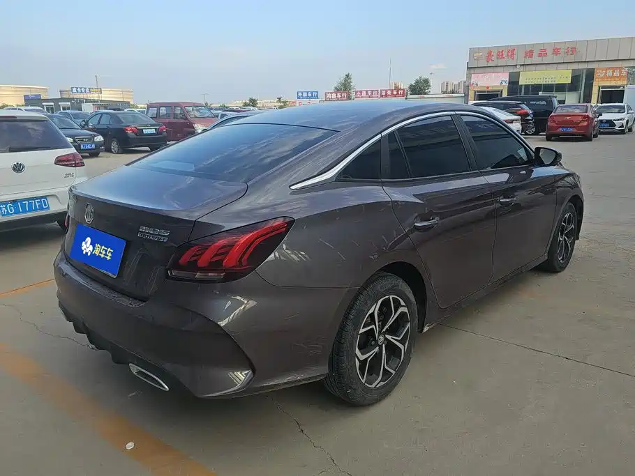 MG MG5 2021