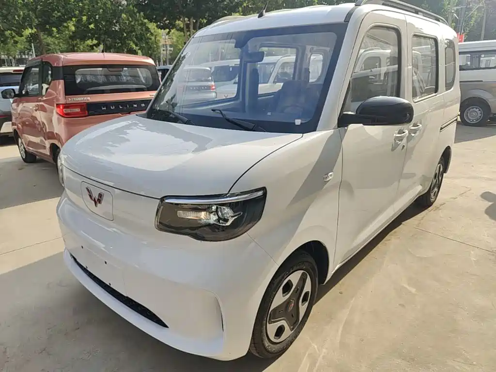 Wuling Zhiguang EV 2026 — фото 2