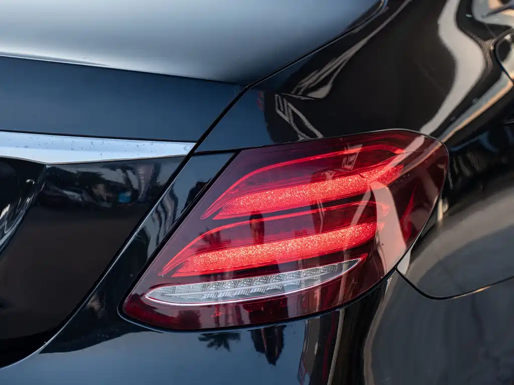 Mercedes-Benz E-Class 2019 — фото 5