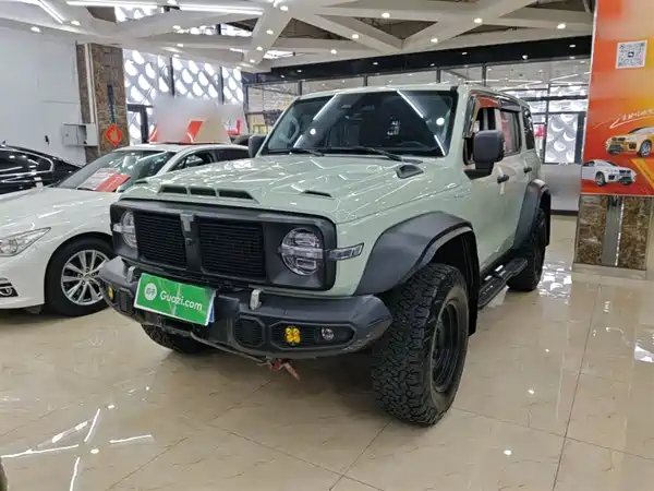 Tank 300 2021