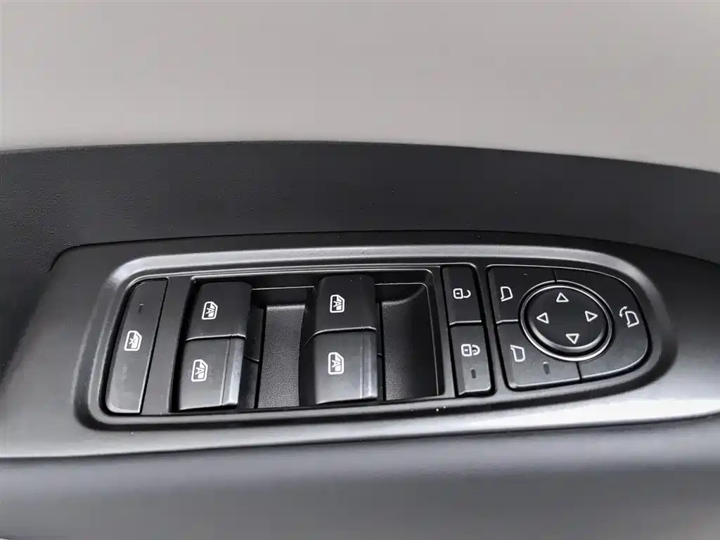 BYD Seal 06 DM-i Wagon 2025 — фото 9