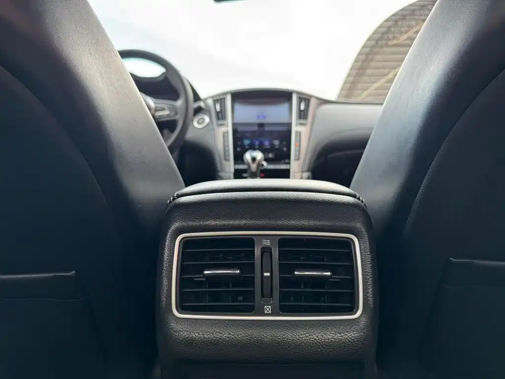 Infiniti Q50L 2019 — фото 15