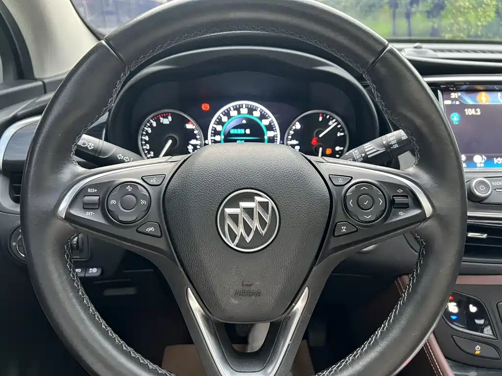 Buick Envision Plus 2018 — фото 12