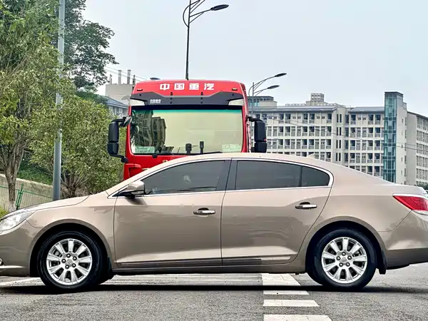 Buick LaCrosse 2013