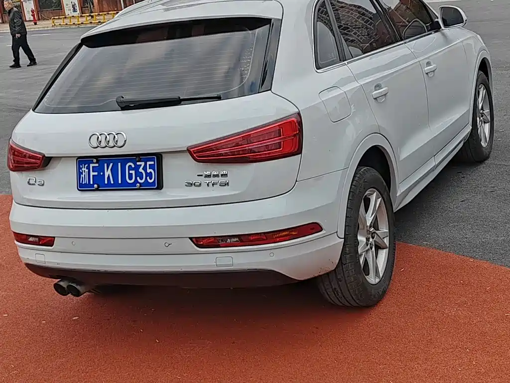 Audi Q3 2017 — фото 4