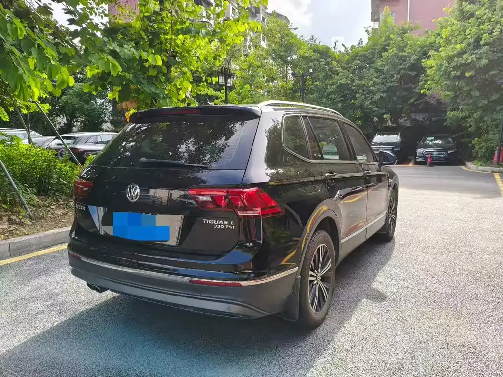 Volkswagen Tiguan L 2019 — фото 9